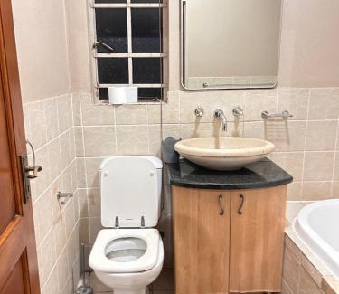 Emalahleni Casa | 3 Bed Holiday Home
