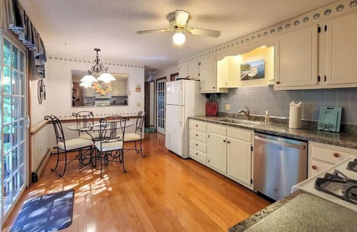 Cotuit Casa | Half Price Home through 6/23 + free beach pass!