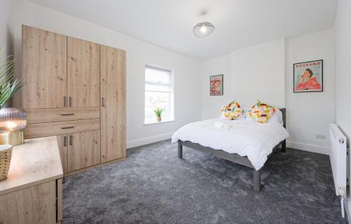 Wigan Apartamento | 3 Bed House, Free Parking, Garden