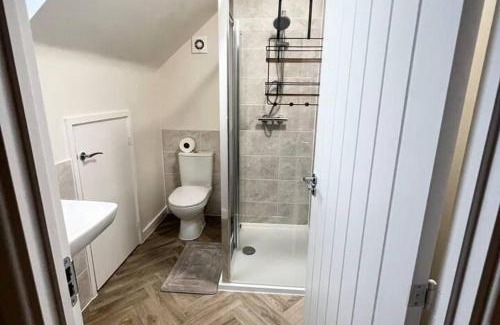Bradford Casa | 3-Bed House Sleeps 5 Free Parking