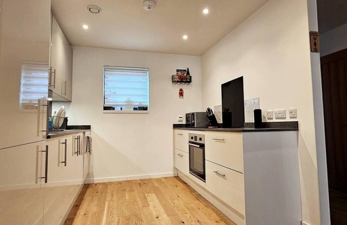 Lewiston Casa | 3 Bed House - Sleeps 5 - Garden - Parking - Wifi