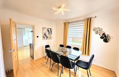 Cramond Apartamento | 3 Bed House with 6 Beds by Sensational Stay