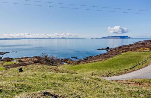 Aird of Sleat Casa | 3 Bed in Ardvasar CA071