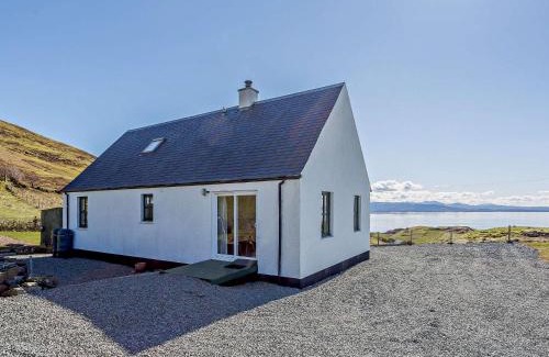Aird of Sleat Casa | 3 Bed in Ardvasar CA071