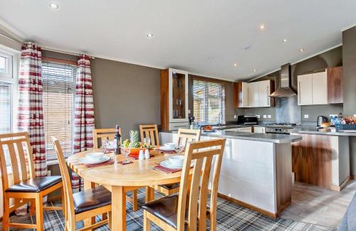 Banchory Casa | 3 Bed in Banchory 94062