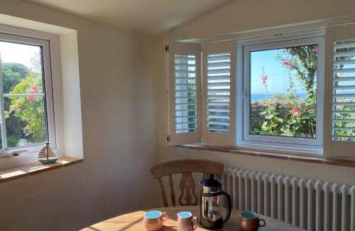 Charmouth Casa | 3 Bed in Charmouth 93420