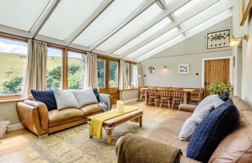 Litton Mill Casa | 3 Bed in Cressbrook 96211