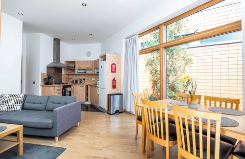 North Wall Apartamento | 3 Bed in Dublin city centre 10min to Spire