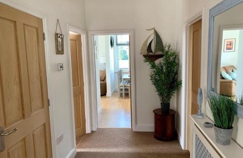 Freshwater Bay Casa | 3 Bed in Freshwater 66583