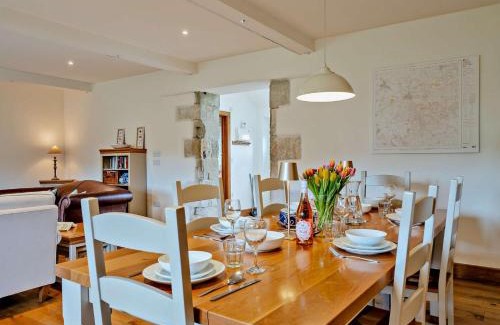 Shaftesbury Casa | 3 Bed in Melbury Abbas 48804