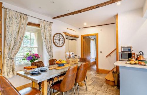 Settle Casa | 3 Bed in Settle 76650