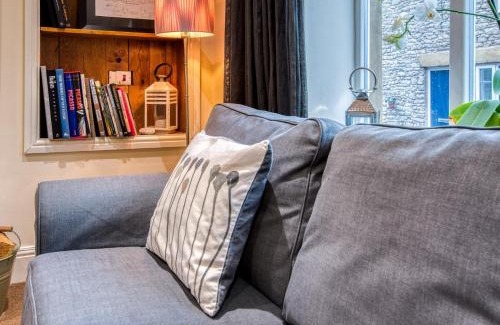 Tideswell Casa | 3 Bed in Tideswell 77955