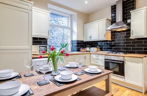 Tideswell Casa | 3 Bed in Tideswell 77955