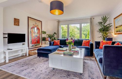 Yarmouth Casa | 3 Bed in Yarmouth 94802