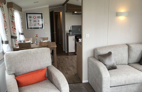 Christchurch Cabina | 3 Bed Luxury Mobile Home Hoburne Park Christchurch