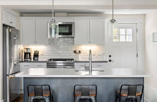 Somerville Condominio | 3 Bed Moreland St · Stunning 3+BD Under 10 mins to BOS w/parking & W/D
