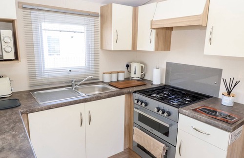 Crowle Cabina | 3 Bed New Lodge - 7 Lakes Country Park DN17