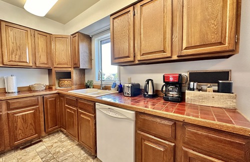 Butte Condominio | 3 Bed on Quiet Neighborhood