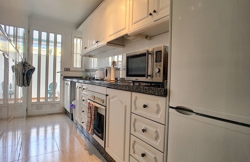 Lo Pagán Chalet De Esquí | 3 Bed refurbished house with air con and shared pool 5 mins walk to Mar Menor