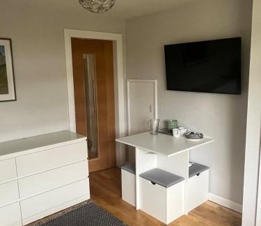 South Queensferry Casa | 3 bed self contained part house in Queensferry, Edinburgh