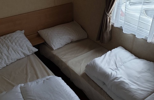 Chapel Saint Leonards Cabina | 3 bed static caravan