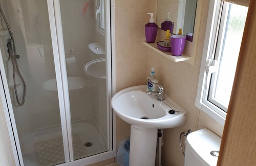 Chapel Saint Leonards Cabina | 3 bed static caravan
