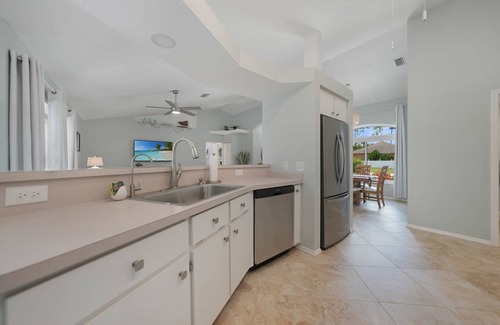 Port Charlotte - Charlotte Harbor Casa | 3-bed vacation home w/ pool & hot tub 11 mins from Port Charlotte Town Center