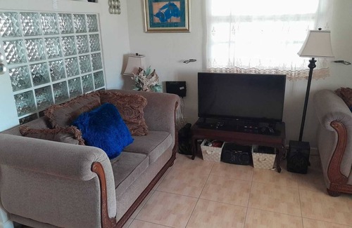 Douglas Villa | 3 Bed Villa