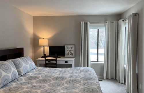 Fontana Casa | 3 Bedroom - Lake Geneva - Indoor Pool - Abbey Springs 5 Star Resort