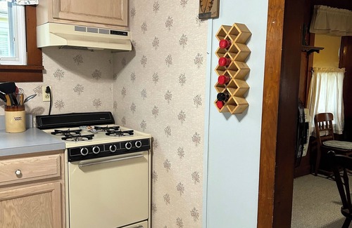 Lake Winola Casa | 3 Bedroom 1.5 bath Lake Front Cottage at beautiful Lake Winola