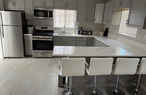 Blythe Casa | 3 bedroom 1 bath house washer & dryer in unit ac tv Newly renovated furnished