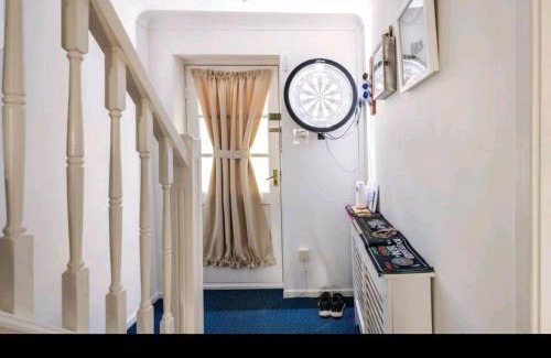 Wrexham Casa | 3 Bedroom - 1 Bathroom - Garden - Pet Friendly