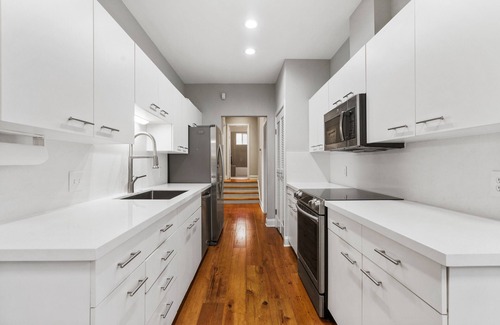 North Cat Mountain Condominio | 3 Bedroom, 2 &1/2 Bath Condominium Executive lease-short and long-term options.