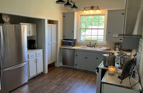 Summit Casa | 3 bedroom 2 bath Historic Home