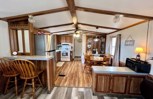 Neodesha Casa | 3-bedroom 2-bath home in tranquil Neodesha with AC, WiFi