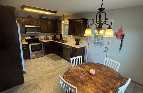Walker Casa | 3-bedroom 2 bath house in Walker,LA - 20 mins from Baton Rouge