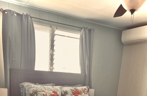 Coconut Grove Casa | 3 bedroom 2 bathroom single family home in Kailua Beach Town
