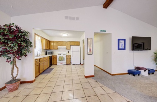 Westland Casa | 3 bedroom 2 bathroom whole house- up to 8 people
