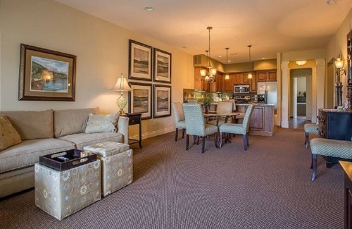 Branson Condominio | 3 Bedroom 3 Bath Luxury Condo - Elevator access, Pool