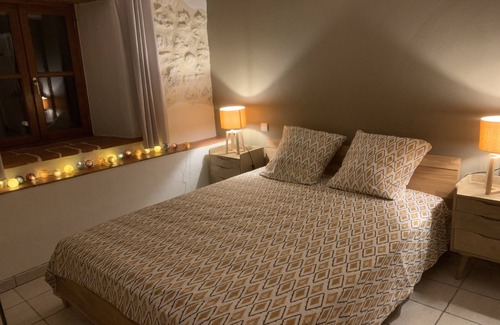 Roquecor Casa | Casa de vacaciones de 3 dormitorios y 3 baños con piscina y piscina.