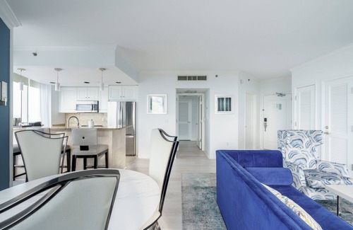 Mid Beach Apartamento | 3 dormitorios / 5 baños en el FOUNTAINEBLEAU HOTEL