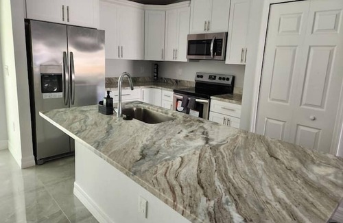 Harris Apartamento | 3 Bedroom 812855 by Houzlet