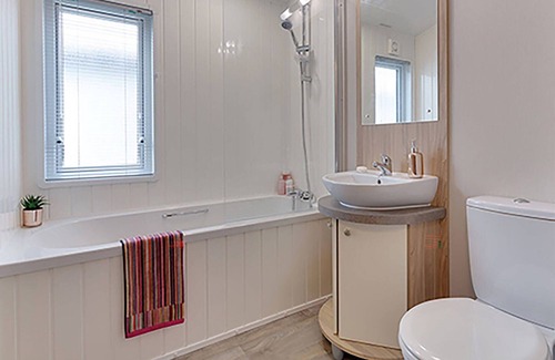 Bishop Auckland Cabina | 3 bedroom accommodation in Stanhope, Co Durham