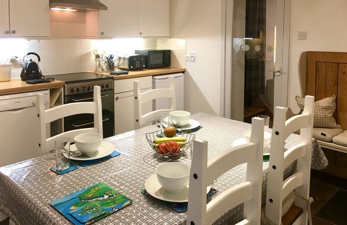Catacol Cabaña | 3 bedroom accommodation in Catacol, near Lochranza