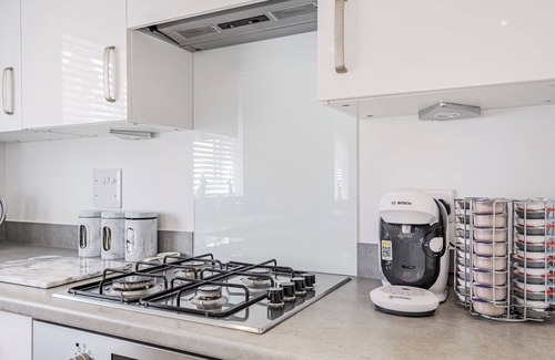 North Walsham Cabaña | Roma is ideally located for you to explore the North Norfolk coast as well as the Norfolk Broads.