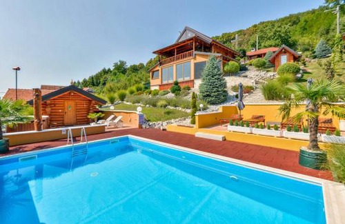 Novi Marof Casa | 187 m² Casa ∙ 3 habitaciones ∙ 6 personas