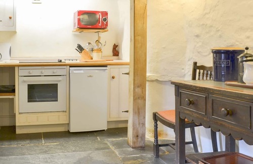 Brazzacott Cabaña | 3 bedroom accommodation in Yeolmbridge, near Launceston