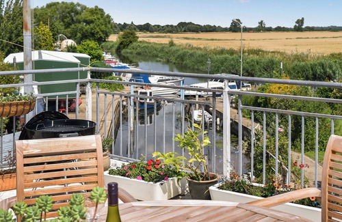 Upstreet Cabaña | Alojamiento de 3 habitaciones en Canterbury
