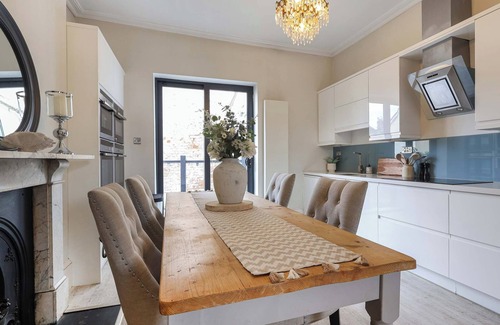 Cheltenham Cabaña | 3 bedroom accommodation in Cheltenham