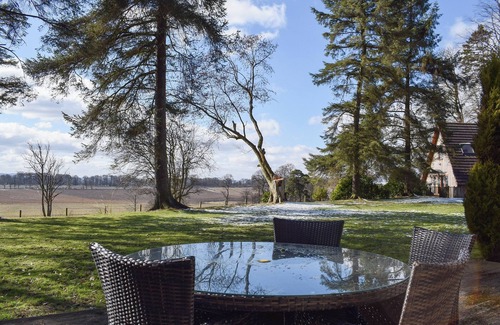 Dunfermline Cabaña | Alojamiento de 3 habitaciones en Oakley, near Dunfermline